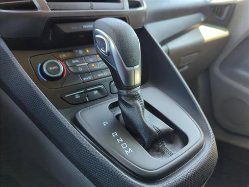 Used 2023 Ford Transit Connect XLT FWD image 12