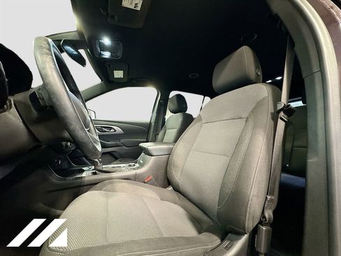 Used 2023 Chevrolet Traverse LT AWD/4WD image 21