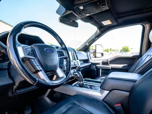 Used 2020 Ford F150 Platinum w/ Equipment Group 701A Luxury AWD/4WD image 5