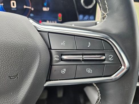 Used 2025 Chevrolet Equinox EV LT FWD image 16