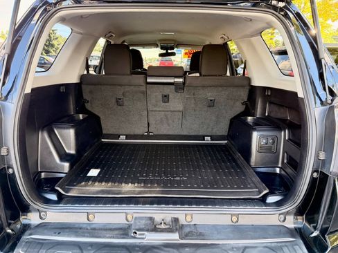 Used 2016 Toyota 4Runner Trail AWD/4WD image 18