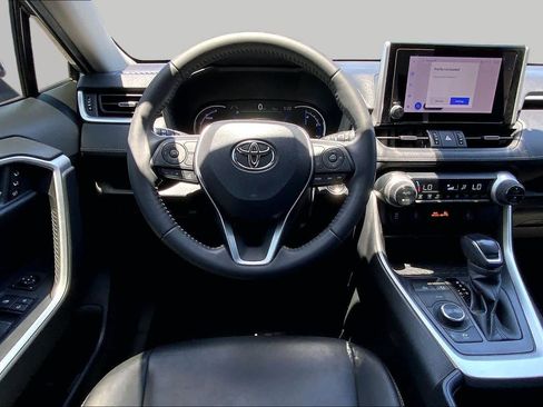 Certified 2023 Toyota RAV4 XLE Premium AWD/4WD image 5