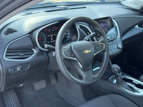 Used 2024 Chevrolet Malibu LT FWD image 12