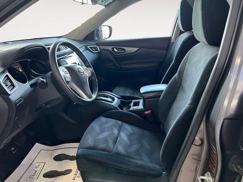 Used 2016 Nissan Rogue SV image 7
