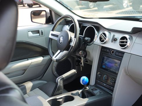 Used 2007 Ford Mustang GT Premium RWD image 14