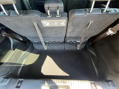 Used 2020 Chrysler Pacifica Touring-L FWD image 24