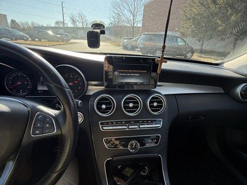 Used 2016 Mercedes-Benz C 300 4MATIC Sedan image 5