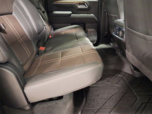 Certified 2025 Chevrolet Silverado 1500 High Country w/ High Country Premium Package image 15