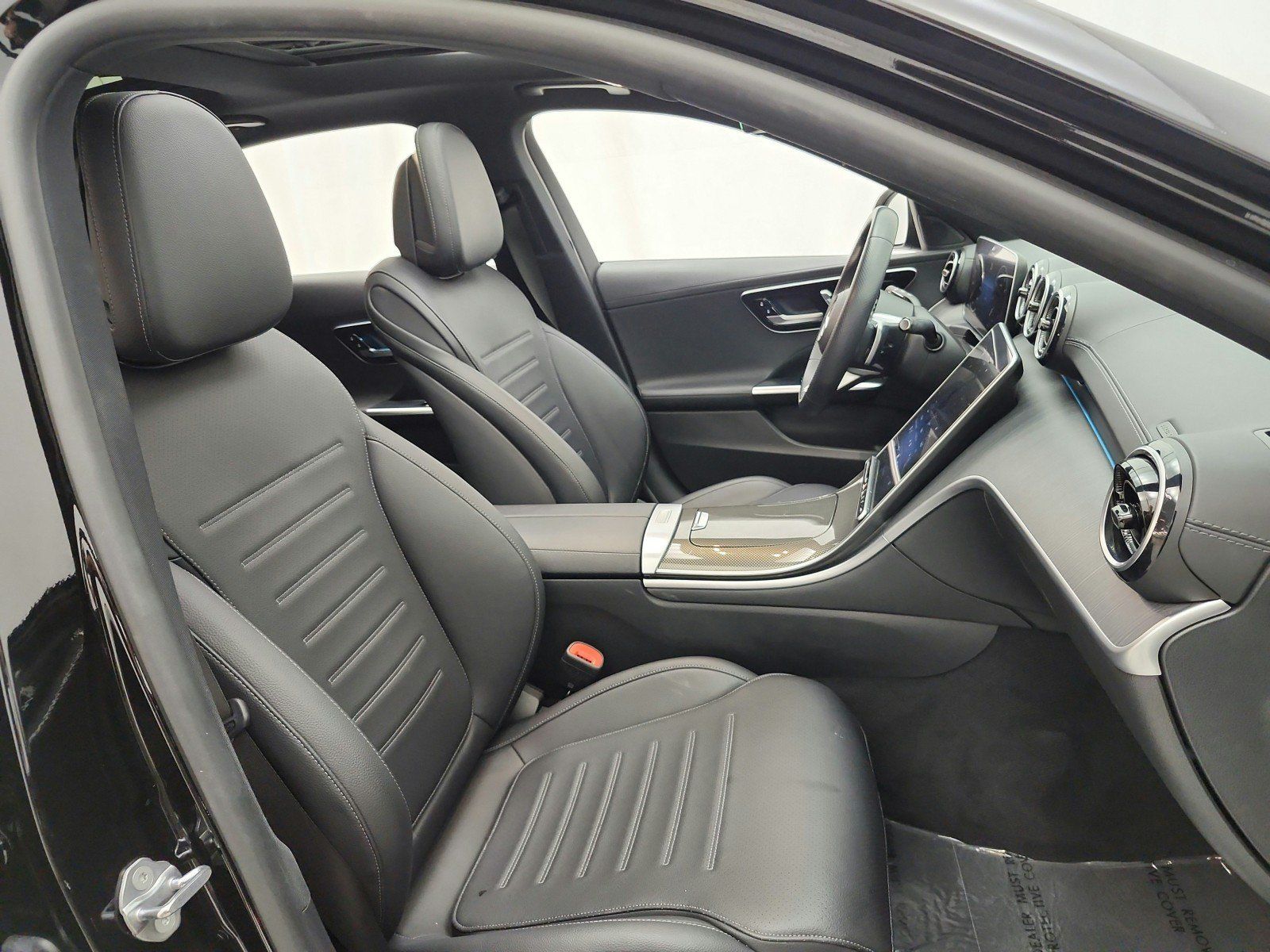 Used 2023 Mercedes-Benz C 300 Sedan image 18