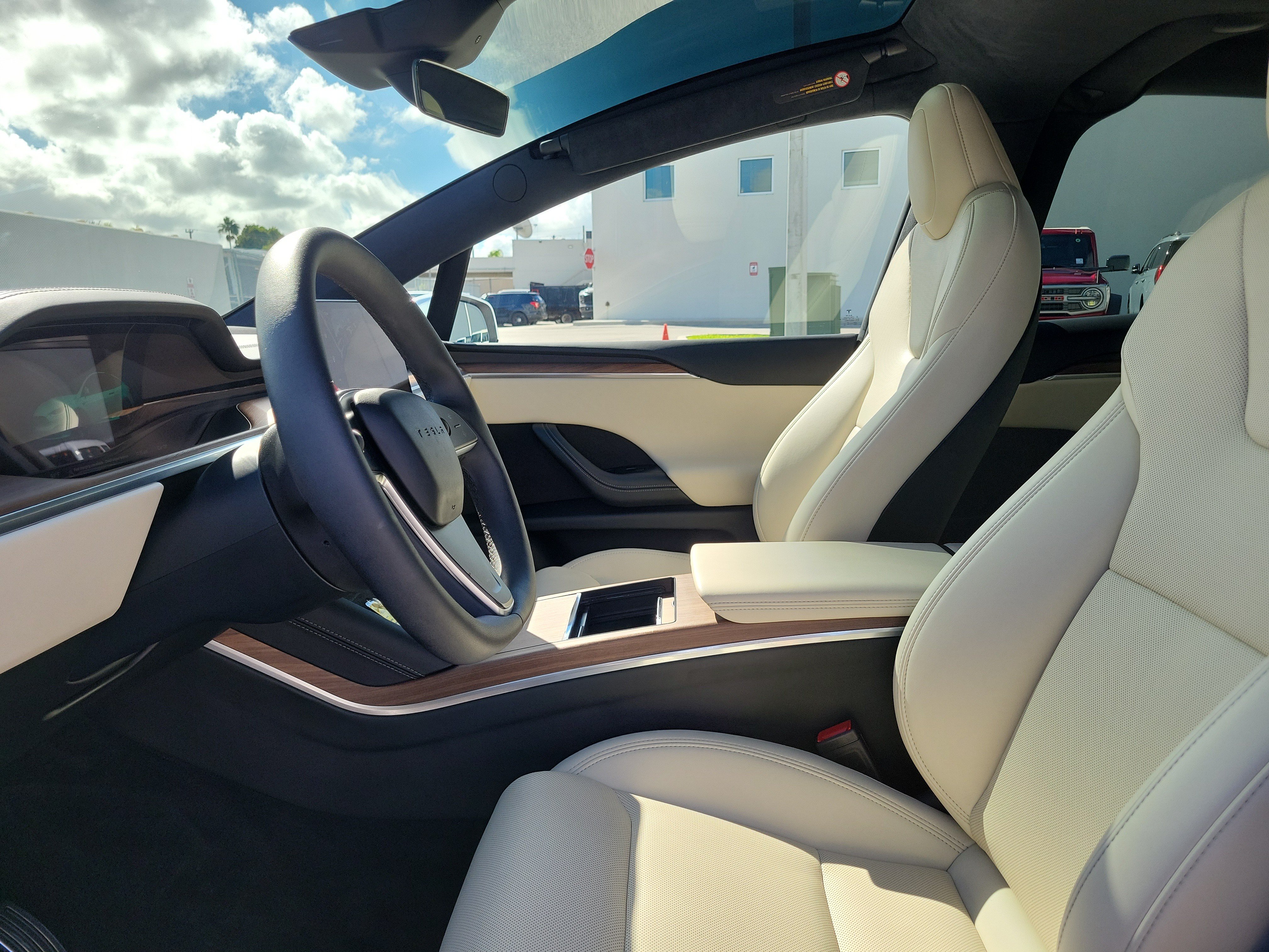Used 2024 Tesla Model X AWD/4WD image 20