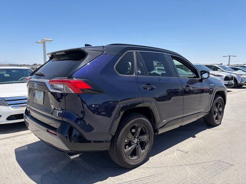 Used 2020 Toyota RAV4 XSE AWD/4WD image 2