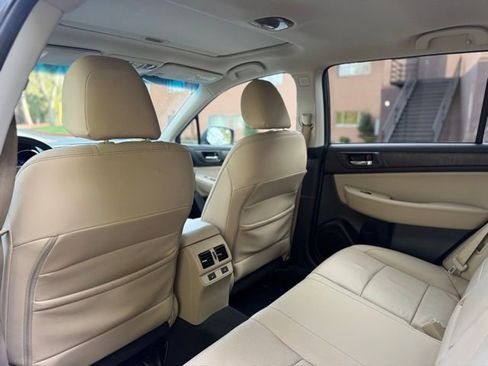 Used 2015 Subaru Outback 3.6R Limited image 26