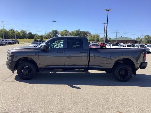 New 2026 RAM 3500 Tradesman image 4