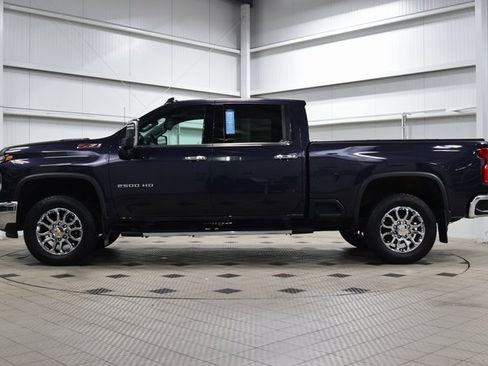 Certified 2024 Chevrolet Silverado 2500 LTZ w/ LTZ Premium Package image 4