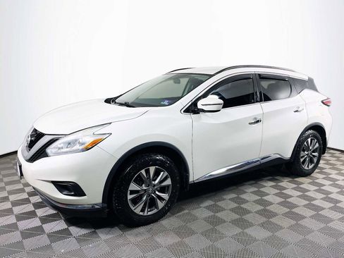 Used 2017 Nissan Murano SV image 1