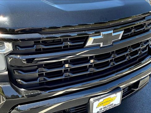 Used 2024 Chevrolet Silverado 1500 RST AWD/4WD image 30