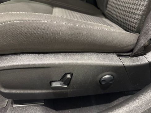 Used 2023 Dodge Charger SXT image 10