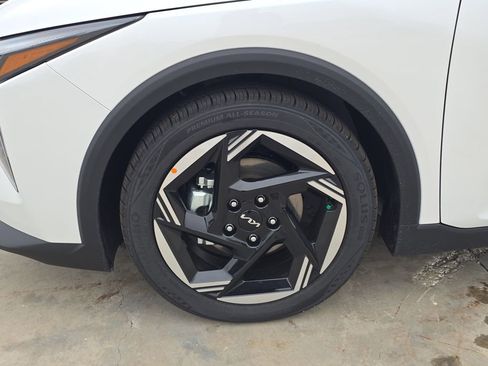 New 2025 Kia K4 EX image 35