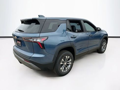 New 2026 Chevrolet Equinox LT w/ Convenience Package II image 6