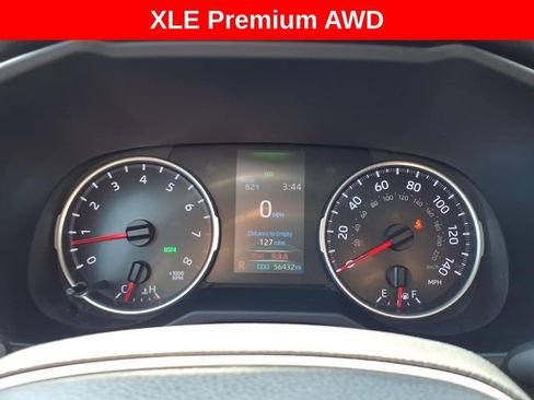 Used 2022 Toyota RAV4 XLE Premium AWD/4WD image 27