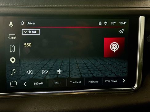 Used 2024 GMC Yukon Denali AWD/4WD image 14