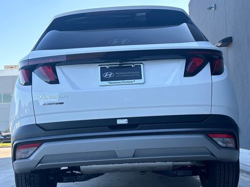 New 2026 Hyundai Tucson SEL FWD image 6