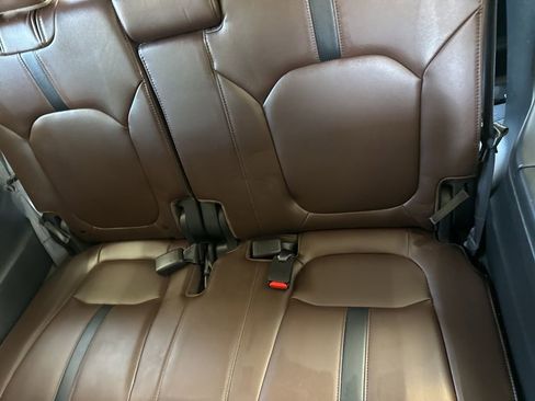 Used 2023 Honda Pilot Elite image 14