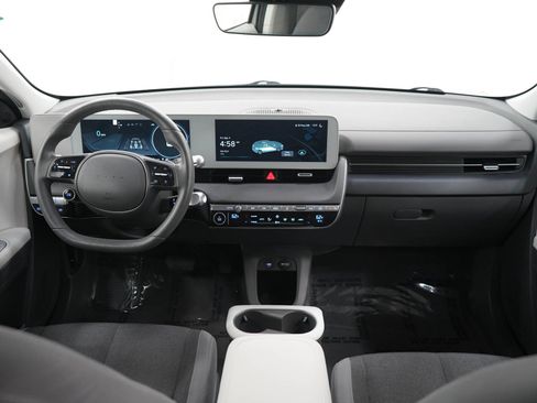 Certified 2024 Hyundai Ioniq 5 SEL AWD/4WD image 13