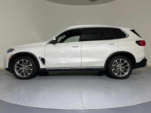 Used 2025 BMW X5 sDrive40i w/ Premium Package image 20