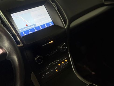 Used 2020 Ford Edge SEL w/ Convenience Package AWD/4WD image 14