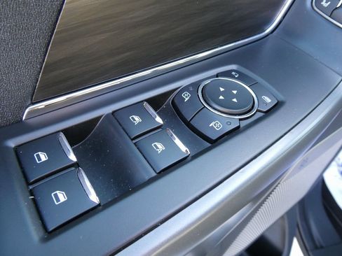 Used 2024 Ford F150 Lariat image 22