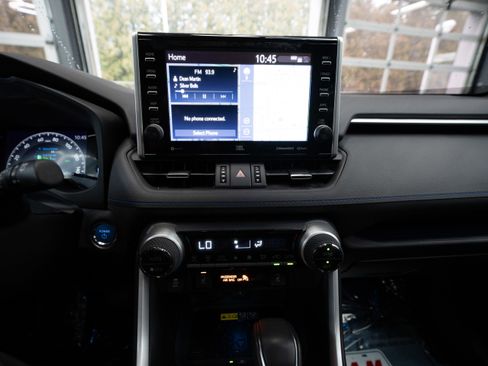 Certified 2022 Toyota RAV4 XSE image 17