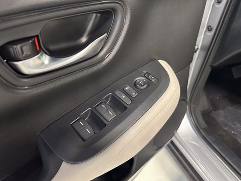 New 2026 Honda HR-V LX image 17