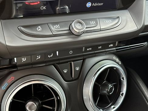 Used 2022 Chevrolet Camaro SS image 25