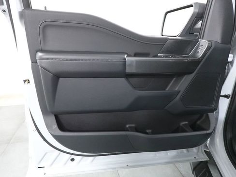 Used 2022 Ford F150 XLT w/ Equipment Group 302A High image 18