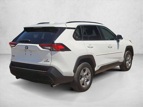 Used 2024 Toyota RAV4 LE AWD/4WD image 5