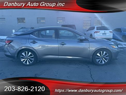 Used 2021 Nissan Sentra SV w/ SV Premium Package image 7