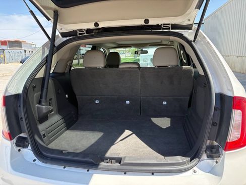Used 2014 Ford Edge Limited w/ Equipment Group 301A FWD image 10