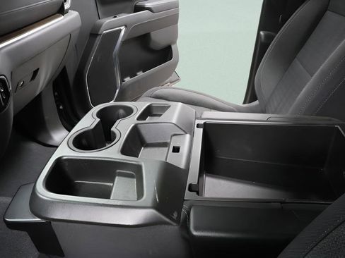 Used 2024 Chevrolet Silverado 1500 LT image 19