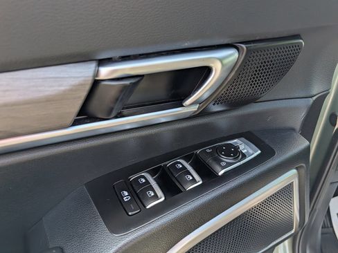 Used 2024 Kia Telluride EX X-Line AWD/4WD image 29