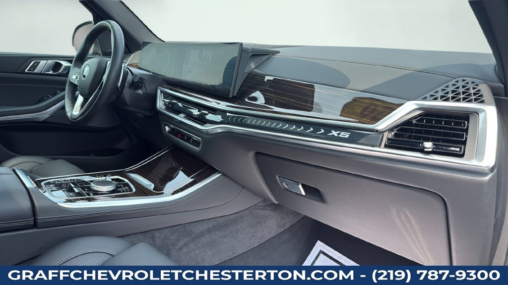 Used 2026 BMW X5 xDrive40i AWD/4WD image 54