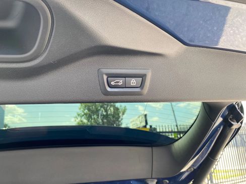 Used 2021 BMW X5 xDrive40i w/ Convenience Package image 12