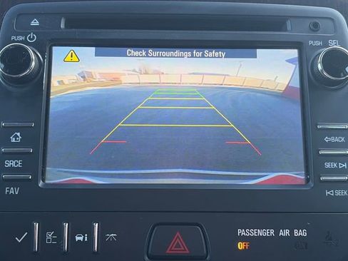 Used 2015 Chevrolet Traverse LT w/ Style and Technology Package image 41