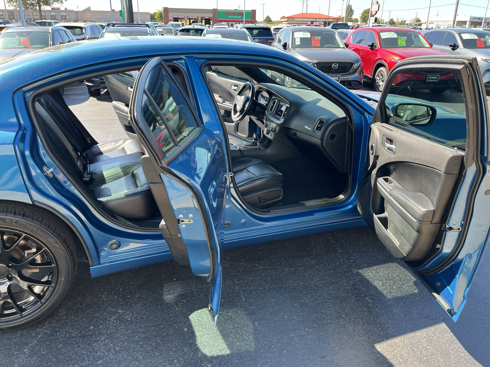 Used 2022 Dodge Charger SXT w/ Leather Interior Group RWD image 35