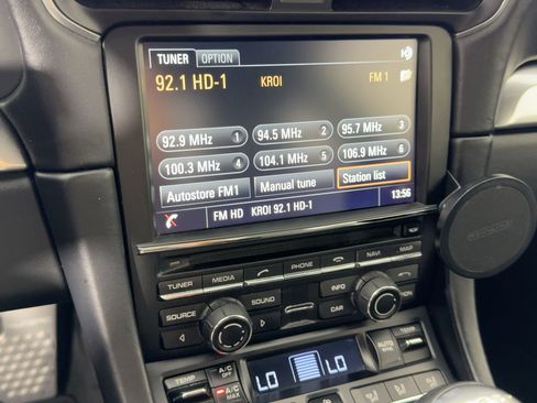 Used 2016 Porsche 911 Carrera S image 21