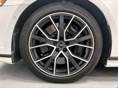 Used 2021 Audi A8 L 4.0T image 8