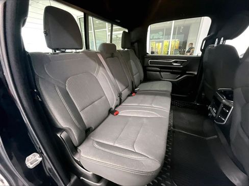 Used 2021 RAM 1500 Big Horn AWD/4WD image 16