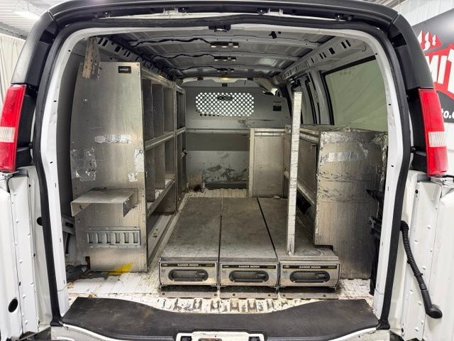 Used 2019 Chevrolet Express 2500 w/ Driver Convenience Package RWD image 8