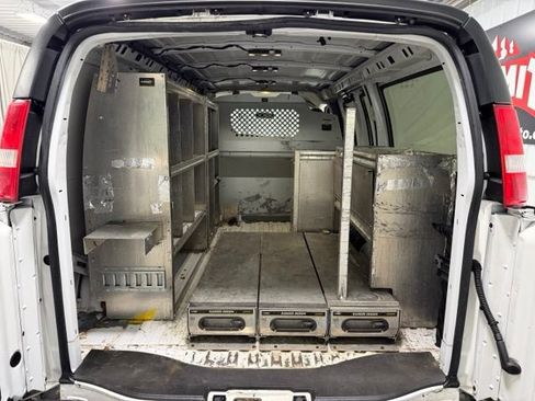 Used 2019 Chevrolet Express 2500 w/ Driver Convenience Package RWD image 8