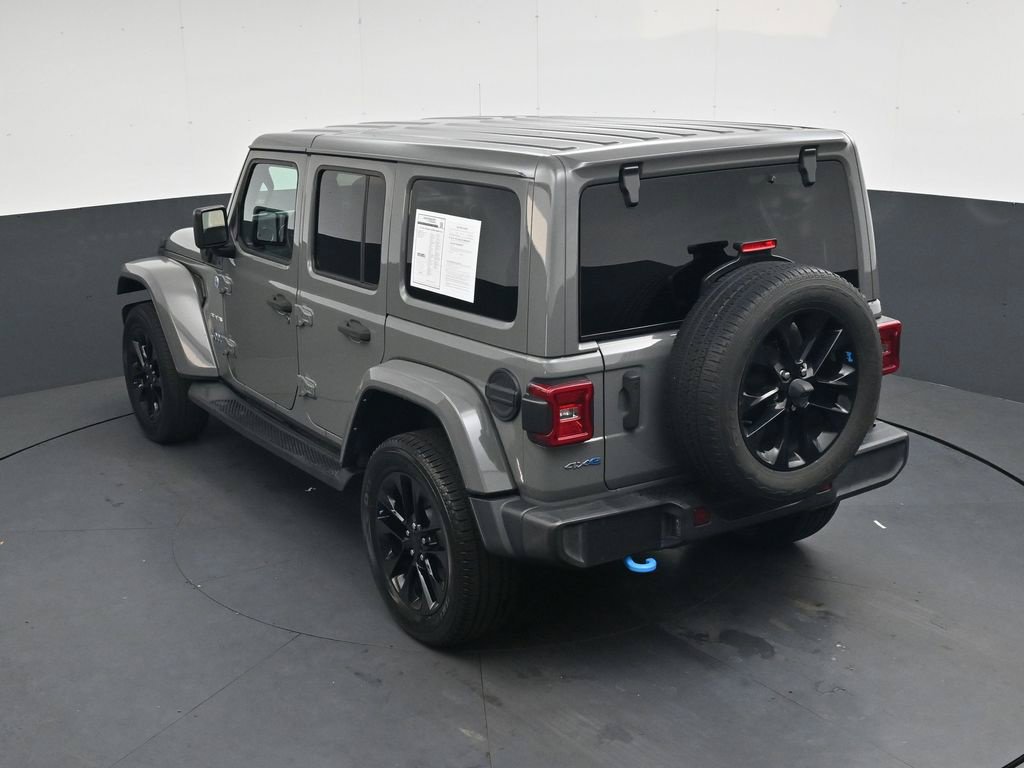 Used 2022 Jeep Wrangler Unlimited Sahara AWD/4WD image 28